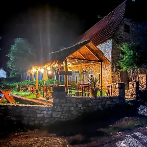 Maison d'hôtes Kujtimi 