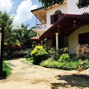 ** Gasthuis Hanthana Jungle View Sri Lanka
